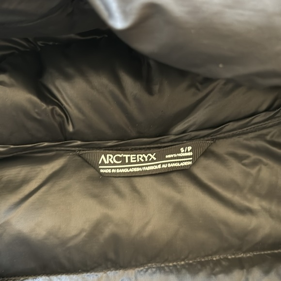 Arcteryx Mens PIEDMONT coat size small - Picture 3 of 4